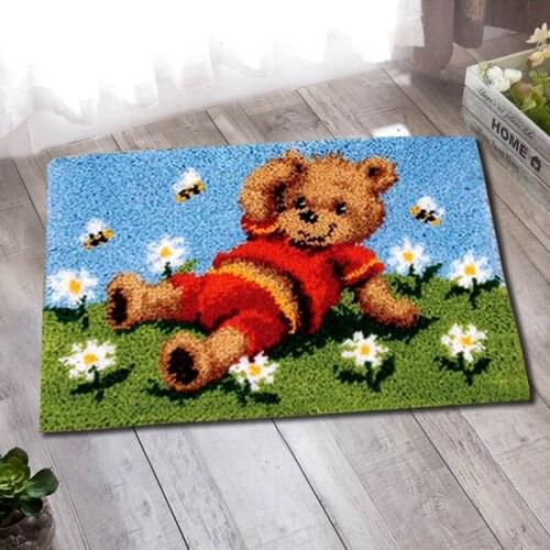 Lovely Bear Latch Hook Rug Kits DIY Needlework Unfinished Crocheting Rug Yarn Cushion Cartoon Lovely Friends Embroidery Carpet