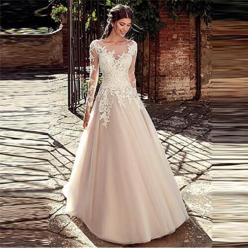 Vintage Scoop Neck Lace Appliques Long Sleeves A-Line Wedding Dresses Bridal Gowns Custom Sheer Long Bride Dress 2020 Garden