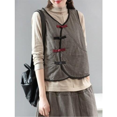Winter vest Women Retro padded Warm Slim-type Tops 2019 New Ladies V-Neck Button Sleeveless All-match vest Vintage Tops
