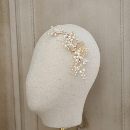 Floralbride Vintage Alloy Leaf Crystal Rhinestone Pearls Bridal Hair Comb Wedding Headdress Hair Accessories Women Jewelry