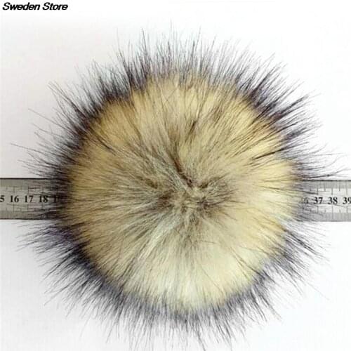 1Pc Fluffy Pompom Hat Buttons stitch Accessories Faux Raccoon Fake Fur Hair Ball Huge Ball 10 CM Clothes Decoration