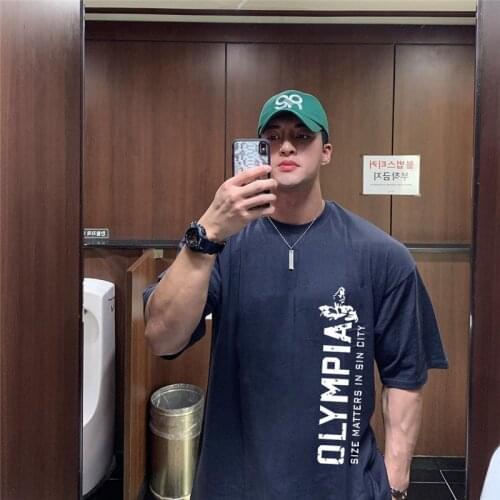 Mens T shirt Solid Color Gym Clothing Bodybuilding Fitness Loose Sportswear Oversized T-shirt Streetwear Latest Fashion Tshirt