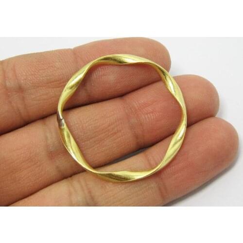 Brass twisted round circle 35mm Welded Raw brass rings R645