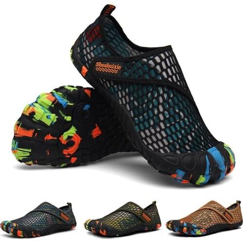 New Wading Shoes Mens Beach Outdoor Quick-Drying Barefoot Fishing Shoes Upstream Soft Non-Slip Comfortable Diving Sports Shoes