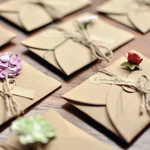 Retro Kraft Paper Greeting Cards Dried Flower Vintage Holiday Invitation Cards Thank You Card Wedding Party Birthday Supplies