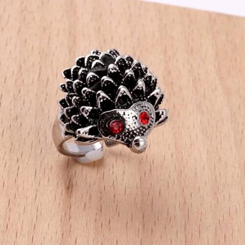Retro Punk Animal CZ Red Crystal Hedgehog Ring Gothic Men Women Adjustable Ring Trend Men Women Street Party Jewelry