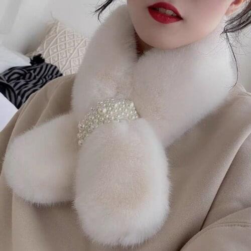 2021 New Designer Faux Fur Scarf With Pearls Girl Long Skinny Scarf Women Winter Fashion Thick Warm Neck Collar Scarves