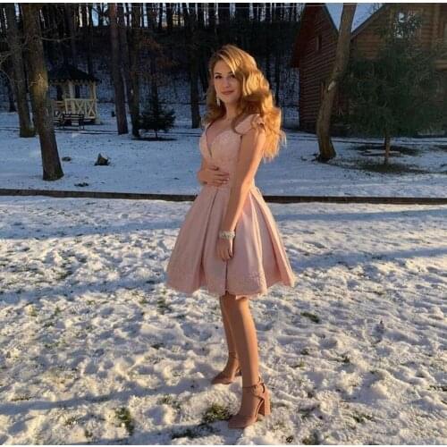 2021 Chic V Neck Cap Sleeve A Line Cocktail Dresses Satin Lace Up Back Short Prom Dresses With Lace Appliques Beads