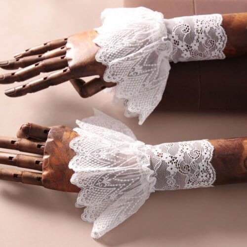 Womens Autumn Lotus Leaf Fake Sleeves Crochet Floral Lace Pleated Ruffles Horn Cuffs Sweater Decorative Sunscreen Wrist 28GD