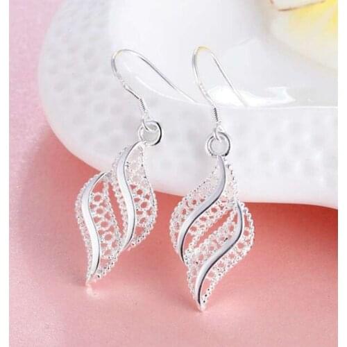 Fashion Vintage Women Long Crystal Drop Earrings Hollow Dangle Long Earring Trandy Jewelry Women Statement Bridge Earrings