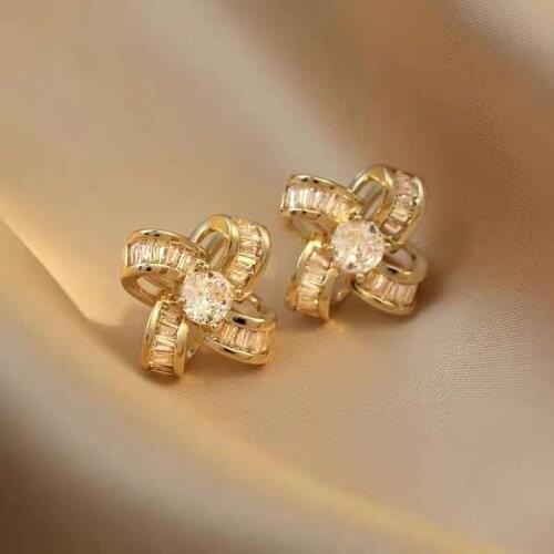 Luxury Zircon Windmill Gold Stud Earrings For Woman Neo Gothic Girls Unusual Jewelry Wedding Party Design Sense Set Accessories