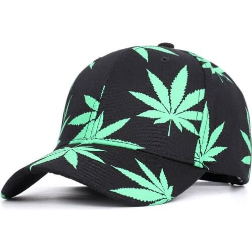 Unisex New Fashion Maple Leaf Baseball Caps White Cap Snapback Hats For Men Women Cotton Hip Hop Hats Fit Four Seasons Sun Hat