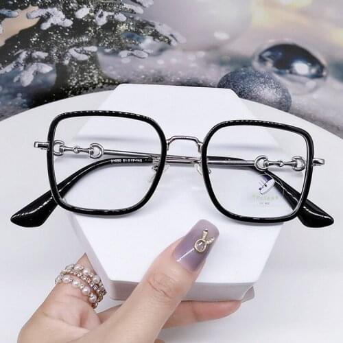 New Anti-blue Eyeglasses Luxury Brand Alloy Round Light Glasses Frame For Women Vintage Elegant Computer Female Clear Lens Shade