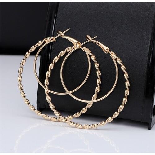 1Pair Geometric Hoop Earrings Big Twist Circle Earrings Punk Moon Brincos Loop Earrings for Women Jewelry Oorbellen E68
