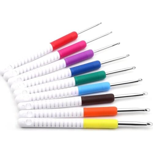 LMDZ Crochet Hook Kit Yarn Sweater Weave Sewing Craft Tool Colorful Soft Plastic Handle Yarn Hook Knitting Needle for Beginners