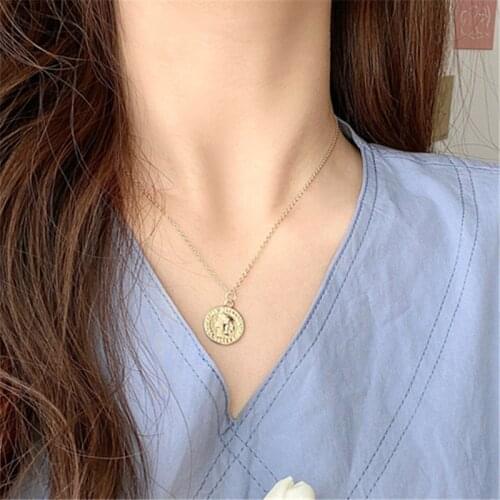 Fashion portrait pendant necklace Women Geometric Hiphop/Rock Short Necklace clavicle chain Party Accessories Jewelry