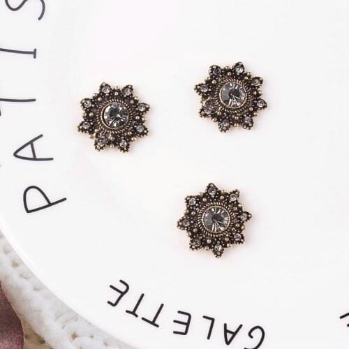 5pcs/lot Alloy Creative Rhinestone Gold Pearls Pendant Button Ornaments Jewelry Earrings Choker Hair bag DIY Jewelry Accessories