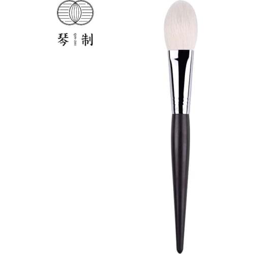 QINZHI Professional Handmade Make Up Brush G036 Flat Highlighter Brush Soft Saikoho Goat Hair Makeup Brushes