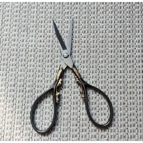 High quality golden plated antique pattern scissors stainless steel vintage handmade fabric sewing scissors DIY artwork