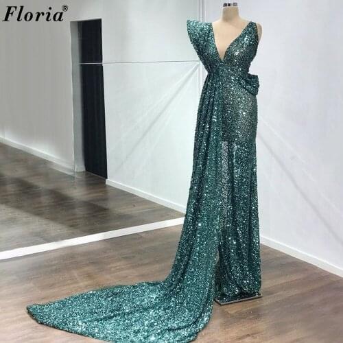Plus Size Green Sequins Celebrity Dresses 2021 Long Arabic Red Carpet Runaway Dresses For Women Shiny Evening Gowns Vestidos