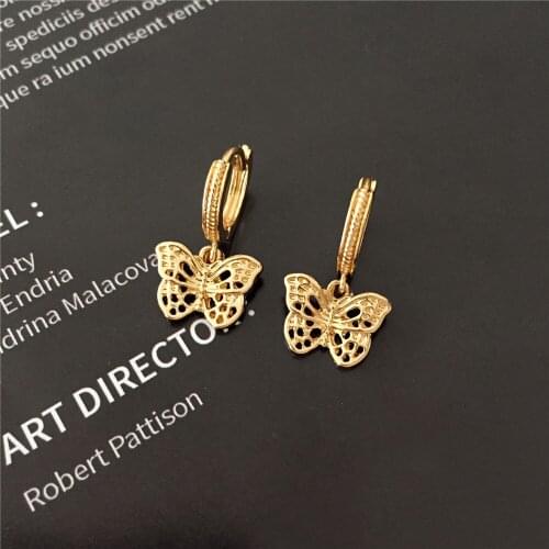Gorgeous Girly Gold Color Plating Delicate Butterfly Charm Brass Huggie Hoop Earrings For Women Girl Elegant Tiny Party Jewelry