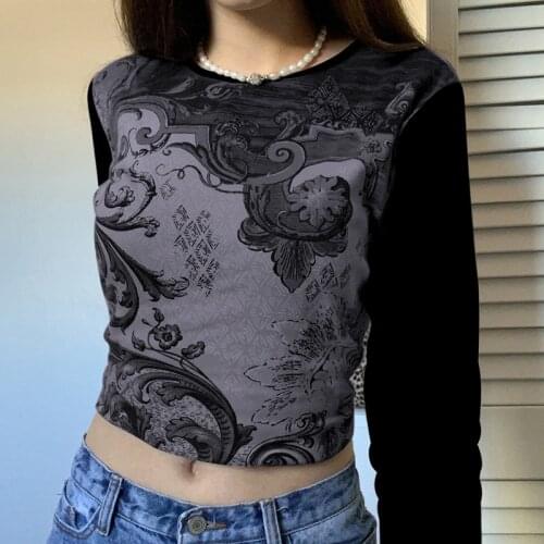 SUCHCUTE Classical Printing Women T-Shirts Y2K Cropped Tops Long Sleeve Slim Vintage Aesthetic Ladies Tee Shirts Streetwear 2021