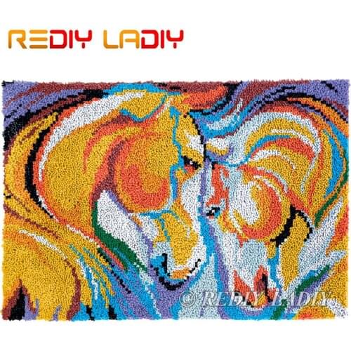 Latch Hook Kits Horses Love Chunky Yarn Embroidery Crocheting Tapestry Kits Needlework Arts & Crafts DIY Carpet Rug 85*58cm