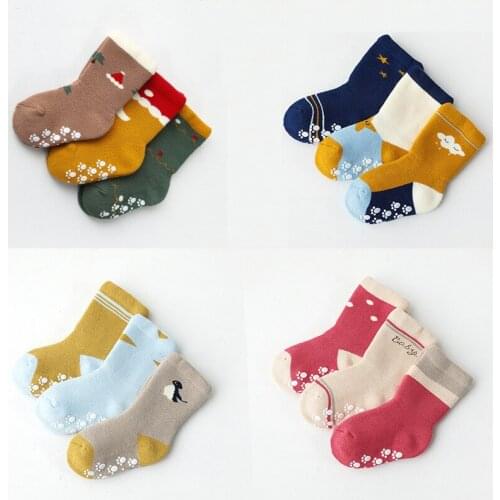 3Pcs 0-3Y Baby Toddlers Soft Cotton Thicken Christmas Cartoon Socks for Kids Newborn Infant Dispensing Non-slip Floor Socks