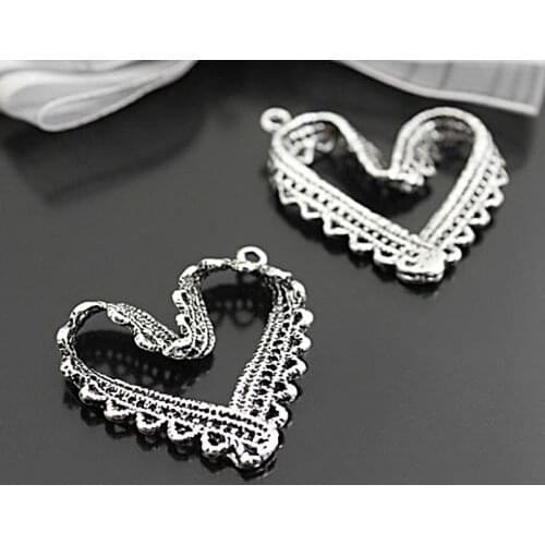 20PCS 31*31MM Antique Style Zinc Alloy Lace heart Charms Pendants Diy Jewelry Findings Necklace Accessories Wholesale