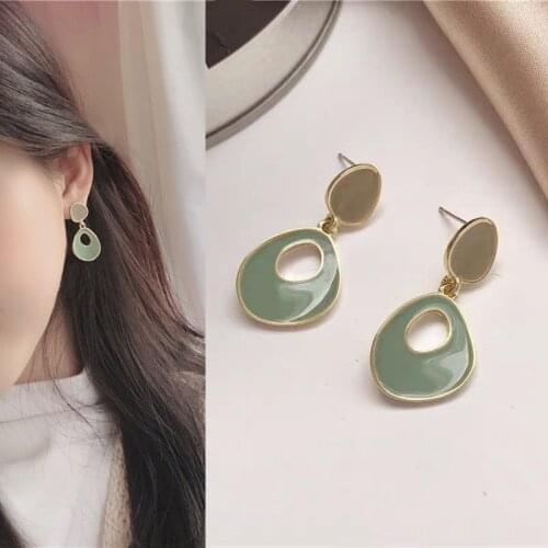 Fashion Elegant Morandi Green Hollow Acrylic Hoop Drop Earrings Korean Irregular Circle Pendent Earrings for Women Girls Jewelry