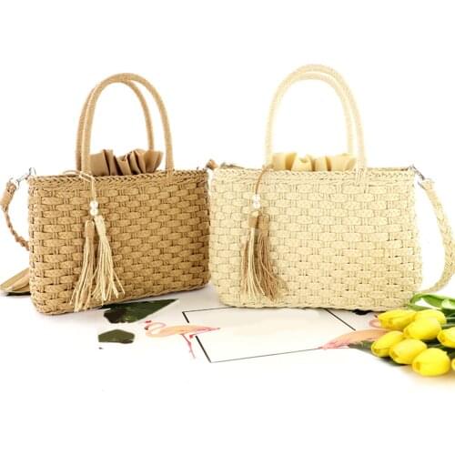 Fashion Rattan Women Woven Handbags Lady Drawstring Shoulder Bags Summer Beach Straw Bag Large Capacity Tote with Pearl Tassel