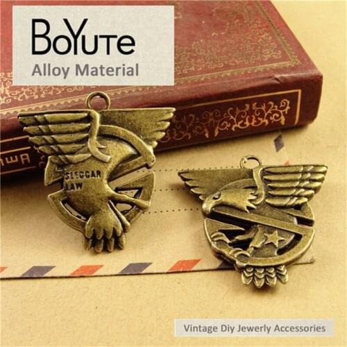 BoYuTe (20 Pieces/Lot) 32*32MM Antique Bronze Plated Vintage Diy Metal Bird Frightened Pendant Charms for Jewelry Making
