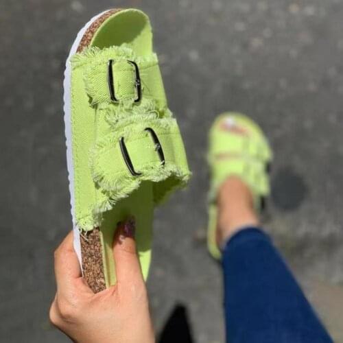 Summer denim slippers Women European style solid color belt buckle Soft and comfortable non-slip beach shoes Outdoor sandals