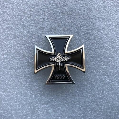 1939 rubber leaf cross medal