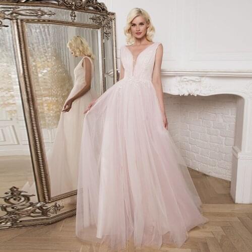 Romantic Wedding Dresses V Neck A-Line Sweep Train Sleeveless Backless Lace Appliques Tulle Bridal Gowns Vestido De Novia 2021