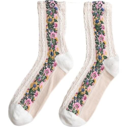 Autumn And Winter New Girl Sock College Floral European Rustic Style Beautiful Socks Fashion Knit Gift