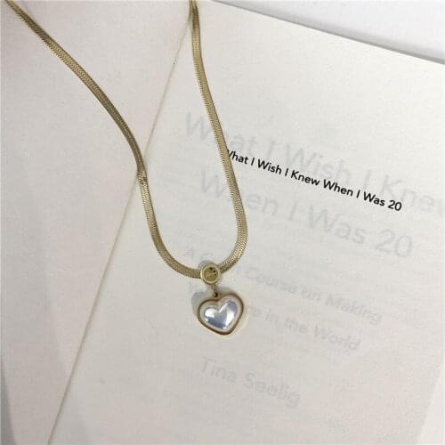VSnow Minimalist Gold Color Love Heart Pendant Necklace for Women Vintage Pearl Stainless Steel Metal Letter Necklace Jewelry