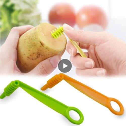 Spiral Slicer Manual Potato Cutter Fruit Vegetable Rotating Slicing Kitchen Multifunctional Cutting Device Creative Shaving Tool