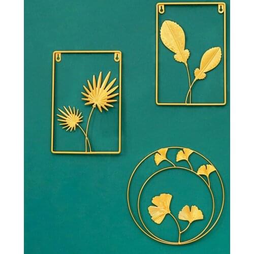 Nordic Ginkgo Leaf Home Decor Ornaments Iron Luxury Gold Palm Maple Leaf Wall Hanging Pendant Living Room Background Decoration