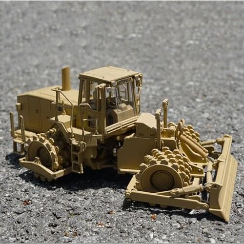 1:50 CAT 815F Soil compactor engineering vehicle Loader grader road roller Construction truck model kids gift collections