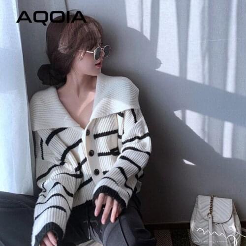 2020 Winter Korean Style Black White Striped Womens Sweaters Turn Down Collar Button-Up Knit Women Sweater INS Female Cardigans