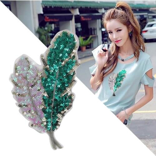 2PCS/Lot New Fashion Leaf Patch Sequins Embroidered Sew on Patches T-shirt,Dress, Clothes Appliques DIY Accessory
