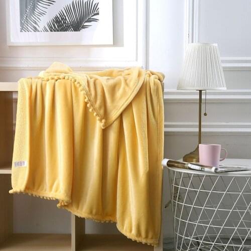Hot Sale Limited Solid Color Flannel Blanket Small Balls On The Bed Warm Cover Blankets Soft Throw 130*150 Sofa Manta Square