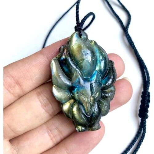 1pcs Beautiful crystal carvings natural hand-carved labradorite stone nine-tailed fox necklace fashion jewelry gifts