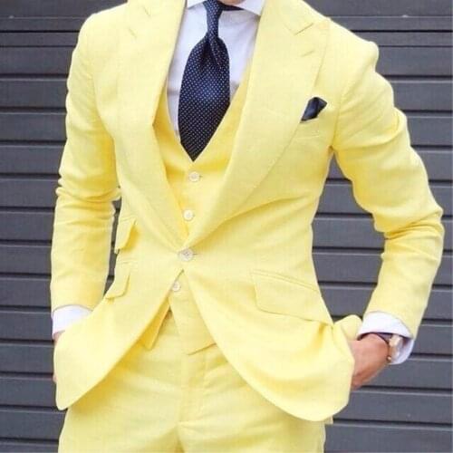Fashionable Yellow Men Skinny Custom Suits Grooming Tuxedo Suits Mens Blazer Prom Street Suits Set Jacket Vest Pants