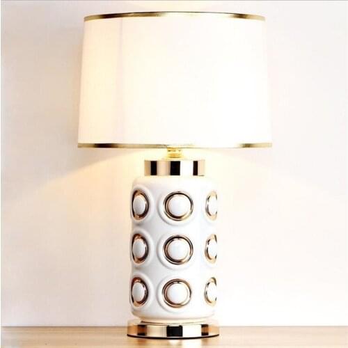 Modern Luxurious Gold Ring White Ceramic Table Lamp for Foyer Bed Room Apartment Europe Modern Desk Light H 62cm 1934