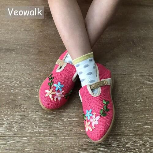 Veowalk Handmade 2-15 Years Children Girls Linen Cotton Loafers Comfortable Kids Embroidery Slip On Flat Shoes Non-Skid Sneakers
