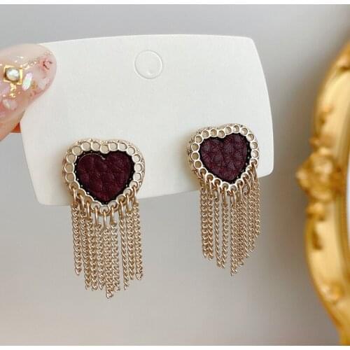Vintage Dark Red Leather Heart with Short Chain Tassel Earrings for Women Fashion 2020 New Party Jewelry Christmas Gift C270
