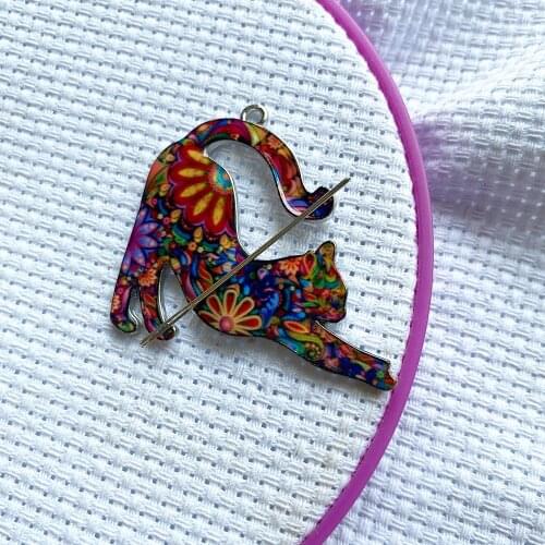 Magnetic Needle Minder Flower Cat for Cross Stitch, Embroidery Needlework