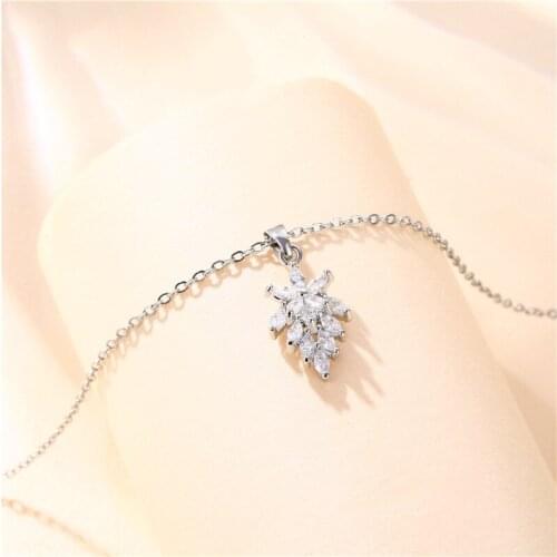 Geometric Minimalist Necklace Star Flower Leaf Pendant Necklace White Zircon Full Stone Titanium Steel Chain Necklaces For Women